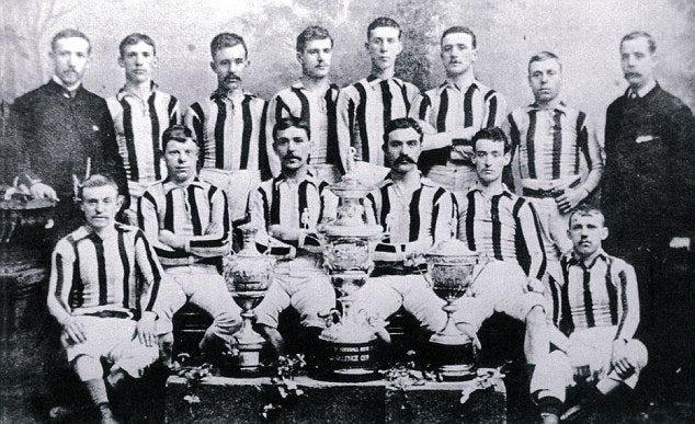 Uma viagem pelas épocas do futebol: da estreia de Davenport à era moderna