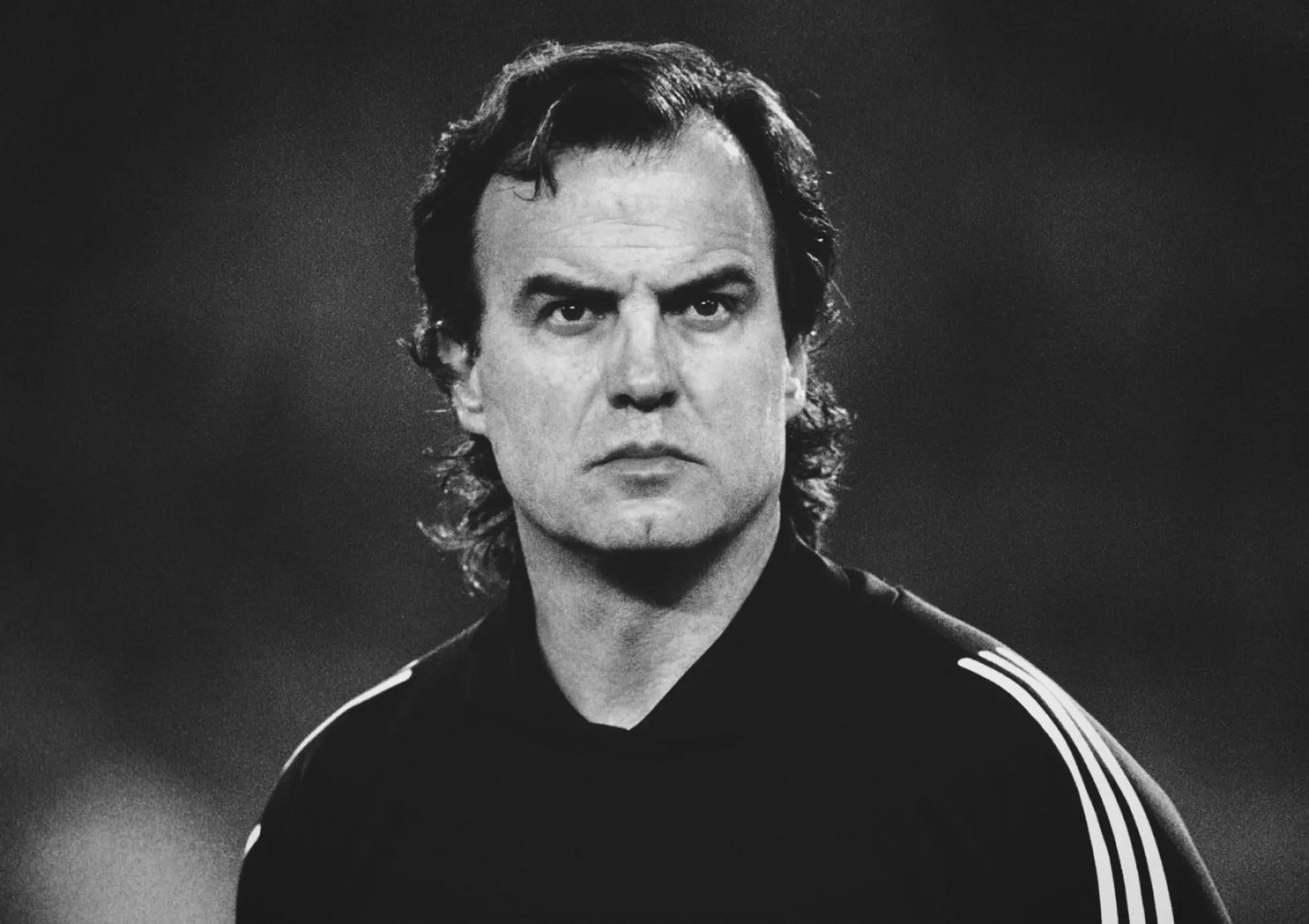 Marcelo Bielsa: O Maestro do Futebol Filosófico